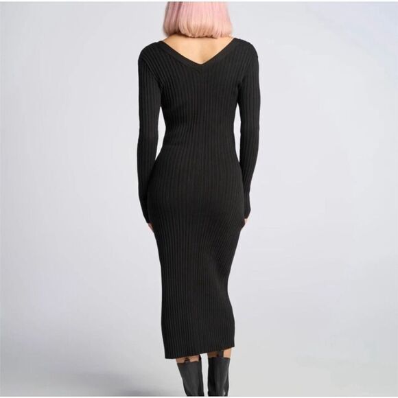 LITA by Ciara Button Down Ribbed Sweater Dress Revolve xxl - Picture 3 of 15